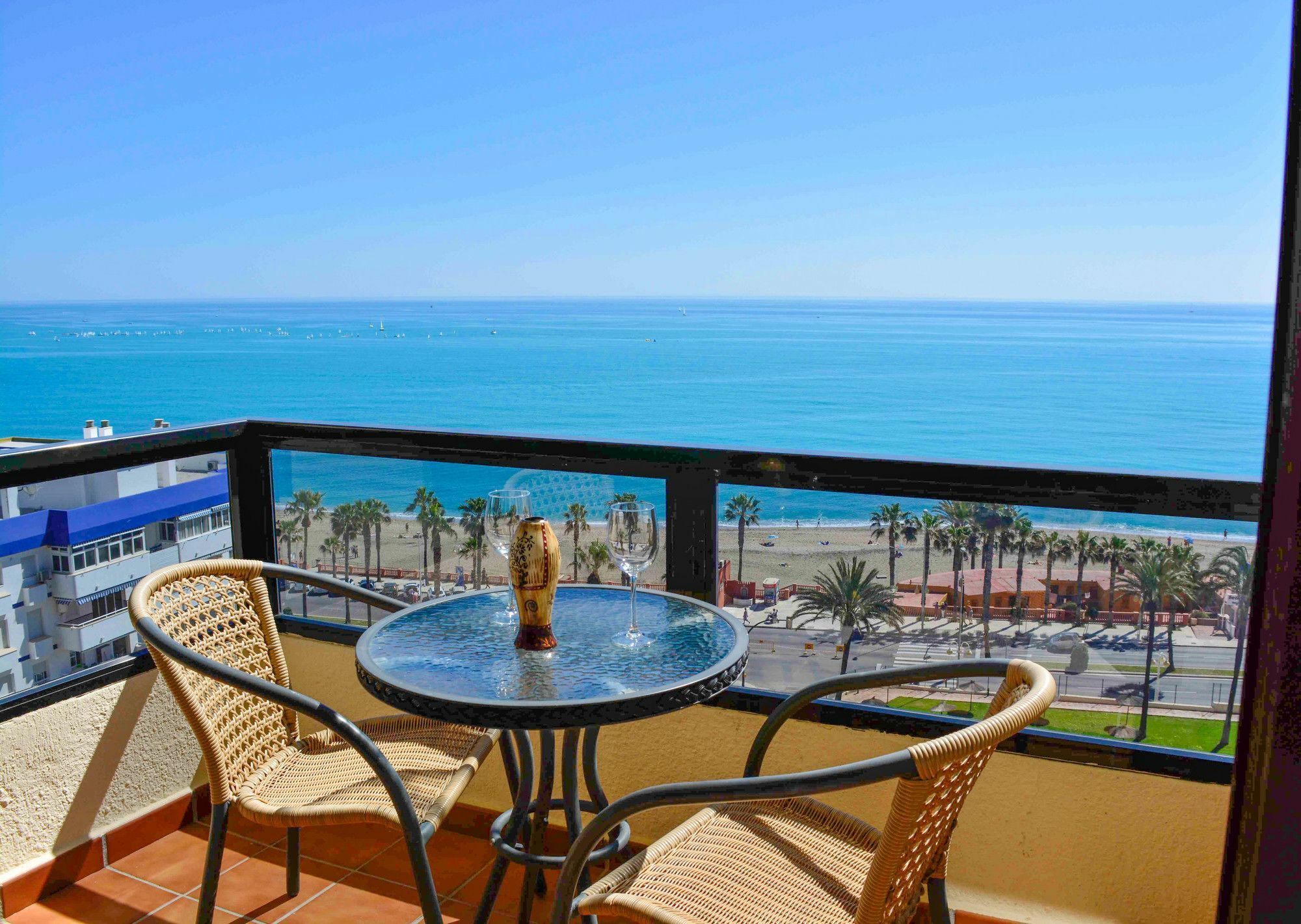 Aloha Playa Benalmadena Canovas ภายนอก รูปภาพ